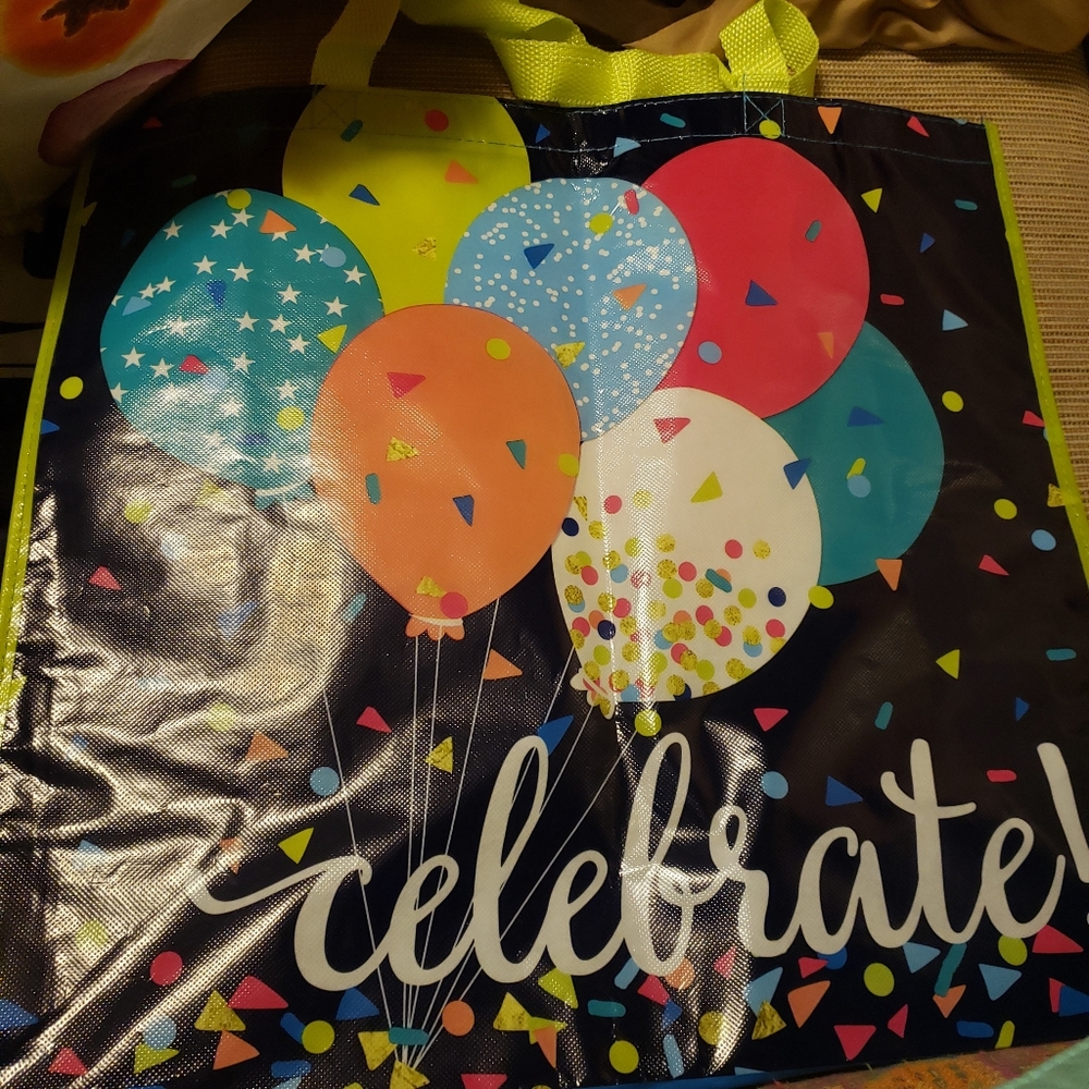 EXTRA LARGE PLASTIC RECYCLABLE TOTE/BAG